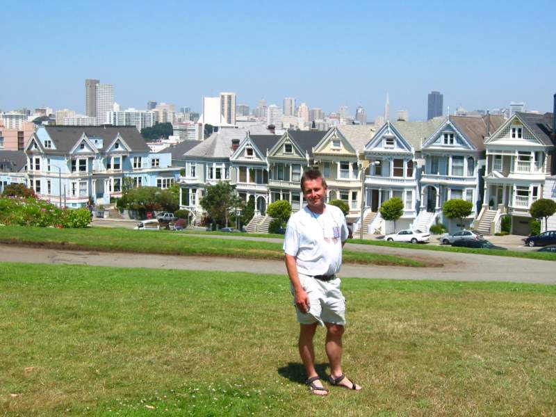 <i><b>573-San Francisco</b></i>